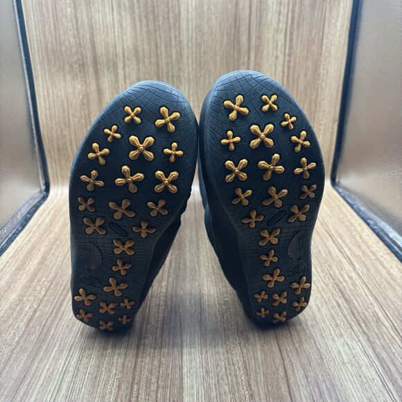 The North Face Nuptse Apres 550-Fill down boots Tall Black Women's Size 9 - Picture 6 of 11